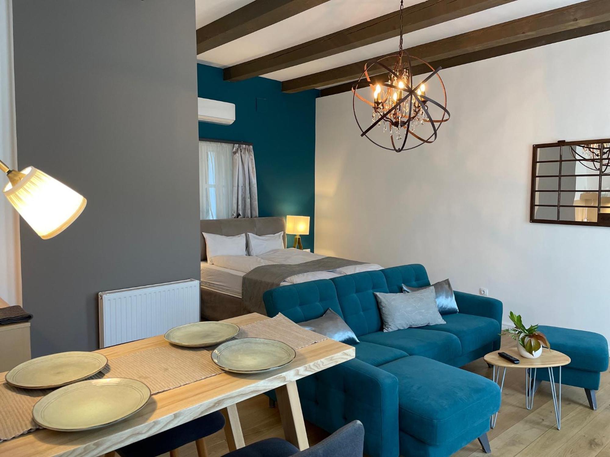 Frida Apartman, Exkluziv Varpanoramaval, A Belvaros Sziveben, Ingyenes Parkolassal เวสเปรม ภายนอก รูปภาพ