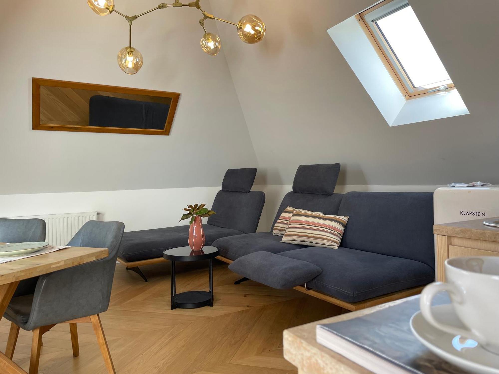 Frida Apartman, Exkluziv Varpanoramaval, A Belvaros Sziveben, Ingyenes Parkolassal เวสเปรม ภายนอก รูปภาพ